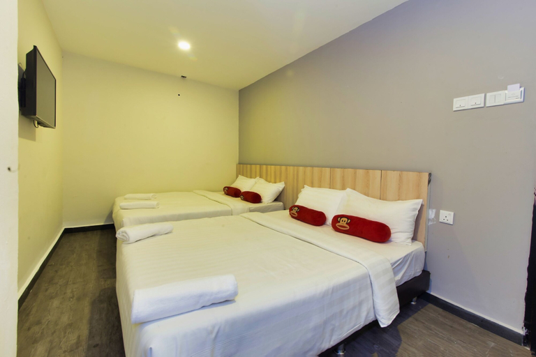 Bedroom 2, Simms Garden Hotel, Kuala Lumpur