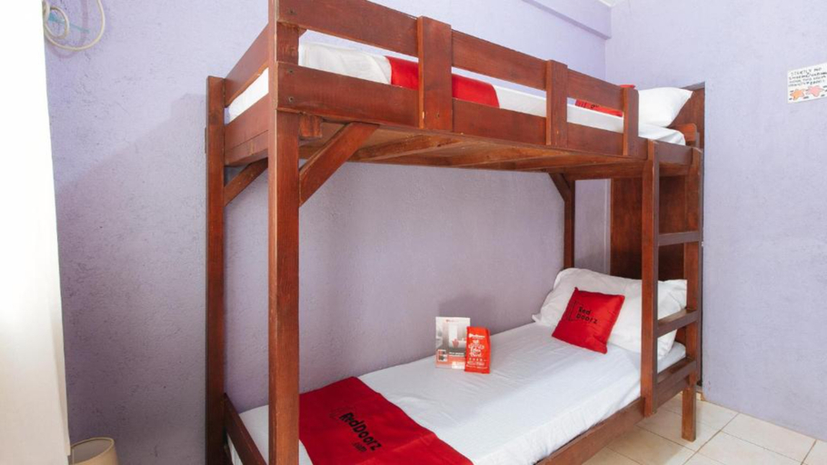 Bedroom 4, RedDoorz @ Ola Vida Casa Rental, Santa Catalina