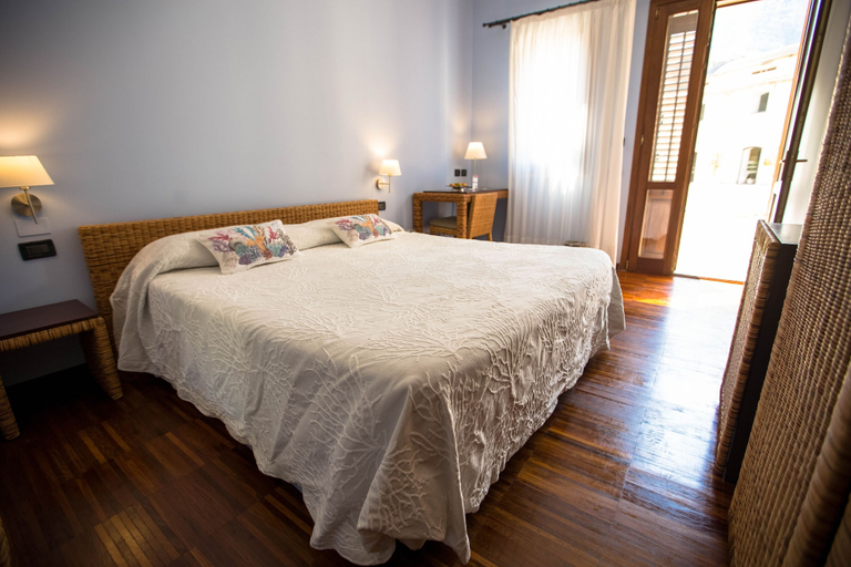 Bedroom 3, Cetarium Hotel, Trapani