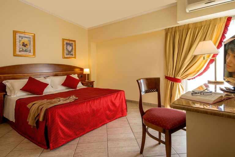 Bedroom 4, Marini Park Hotel, Roma