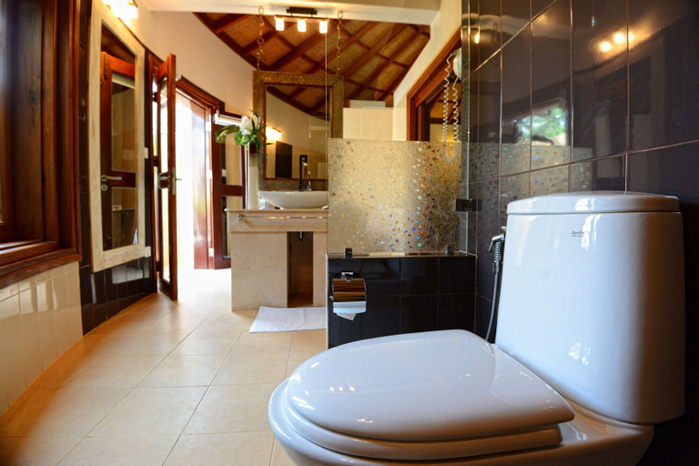 Bathroom 6