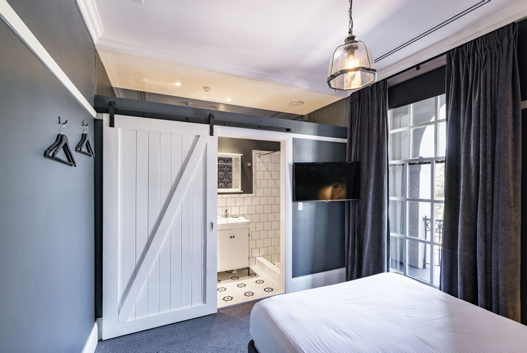 Bedroom 6