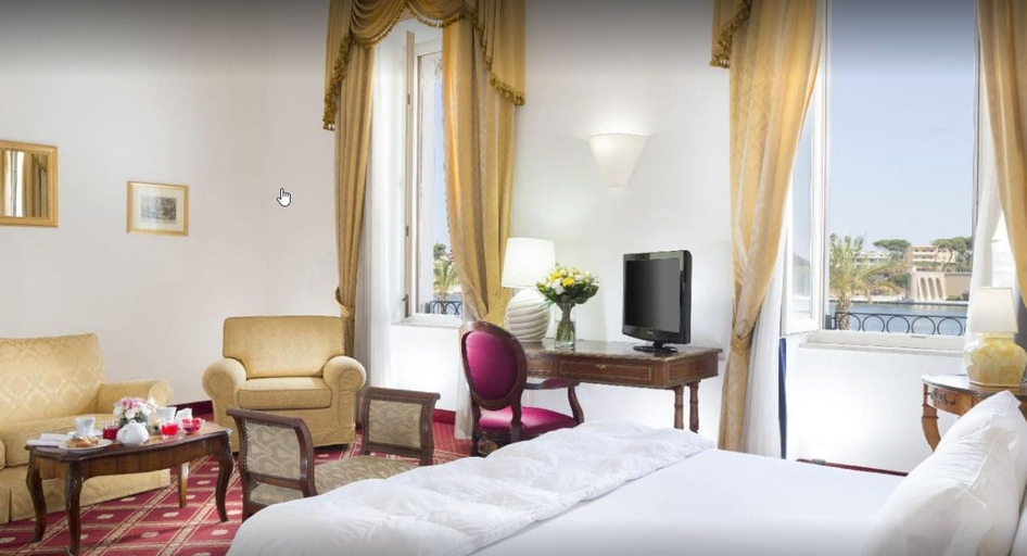 Bedroom 2, Grande Albergo Internazionale, Brindisi