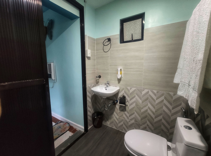 Bathroom 2