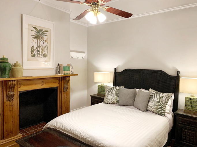 Bedroom 3, Hollidge House Apartments, Adelaide