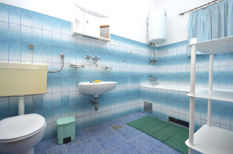 Bathroom, Apartments Kata, Šibenik