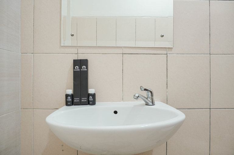 Bathroom 22