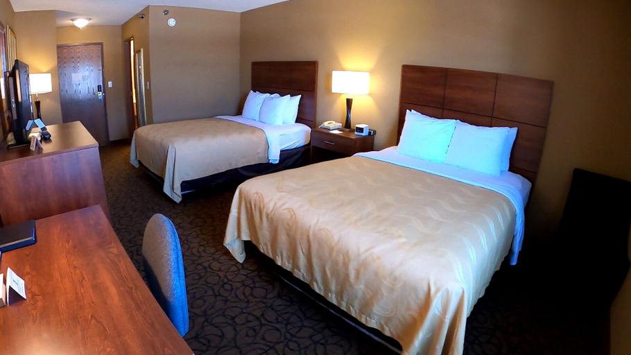 Bedroom 3, Quality Inn & Suites Manistique, Schoolcraft