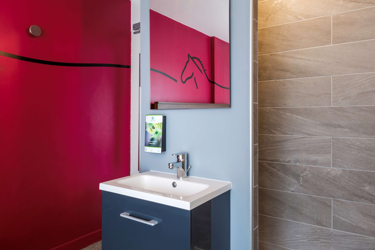 Bathroom 5, Sure Hotel by Best Western Argentan, Orne