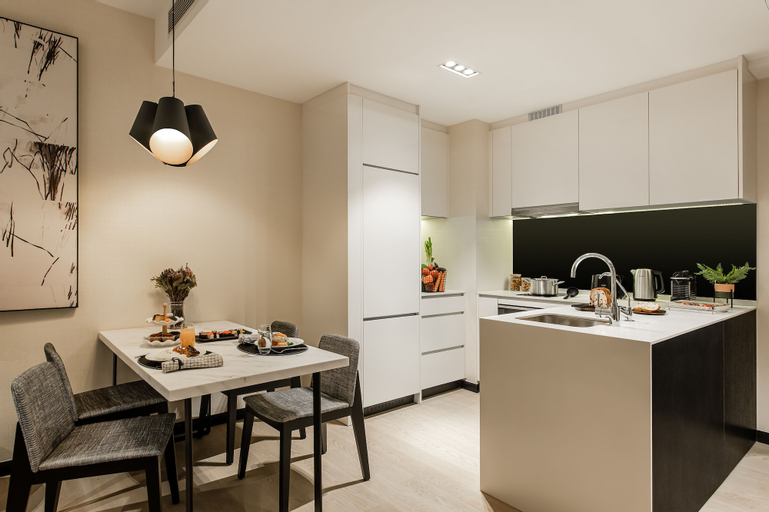 Dining Room 30