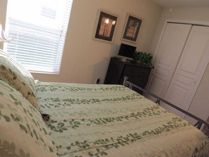 Bedroom 4, Deluxe Homes with Private Pool by SVV, Polk