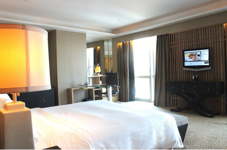 Bedroom 16