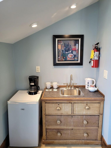 Others 5, 1851 Bayfield Landing, Huron