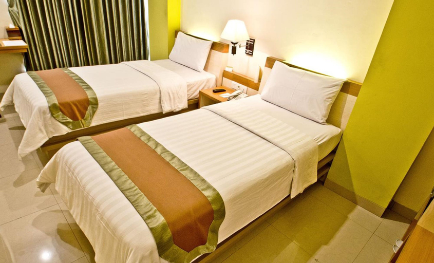 Bedroom 13