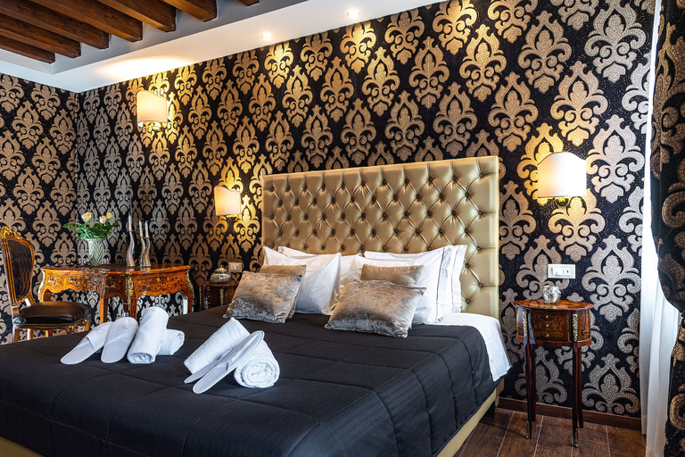 Bedroom 3, Domus Superior, Venezia