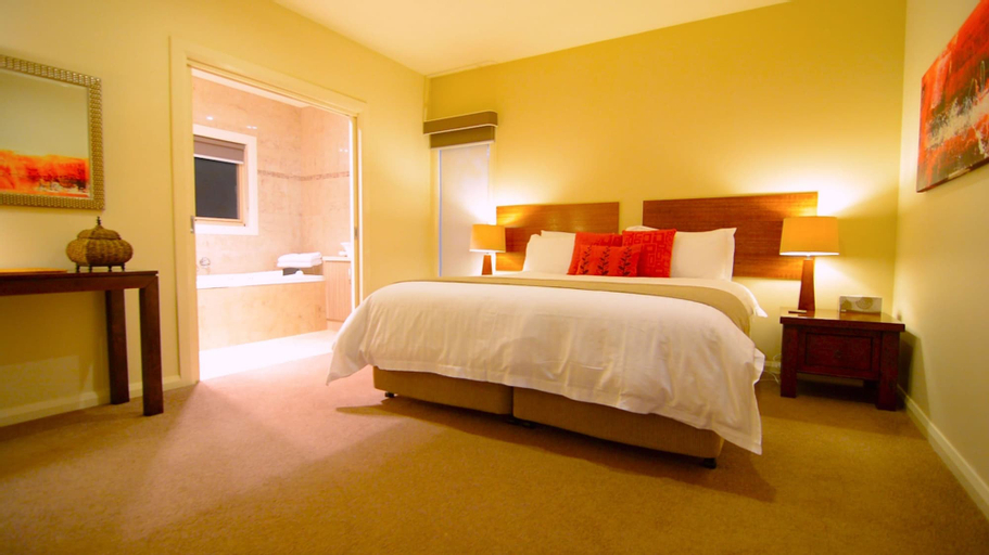Bedroom 12