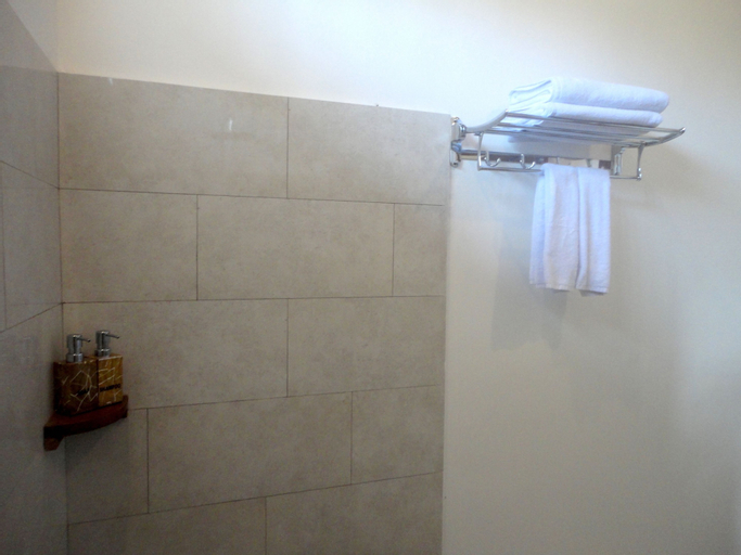 Bathroom 6