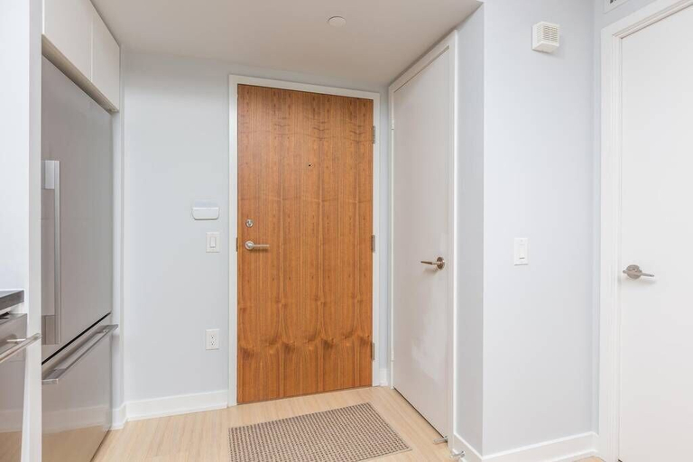 Others 5, DT City 1 BR by Jays, MTCC, CN Tower, Toronto