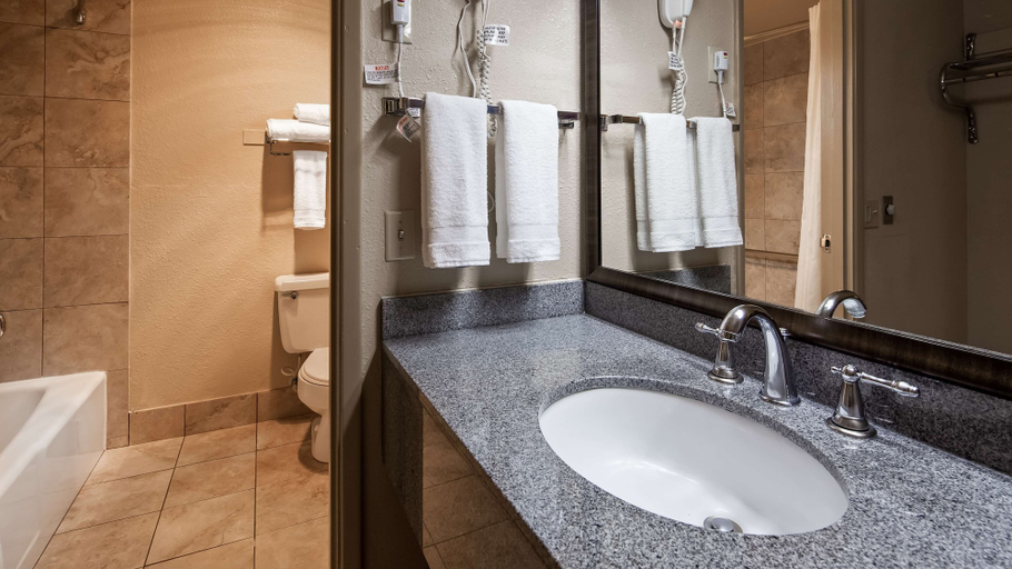 Bathroom 4, Best Western Lakewood, Pierce
