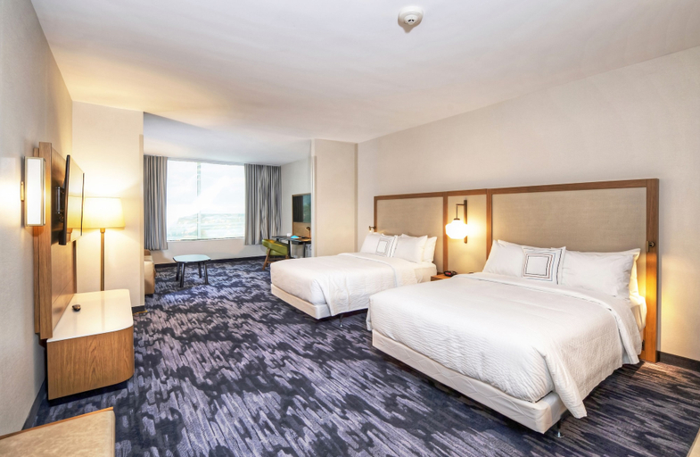 Bedroom 3, Fairfield Inn & Suites by Marriott Ottawa Airport, Ottawa