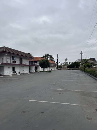 Others 4, Hotel Primera, San Diego
