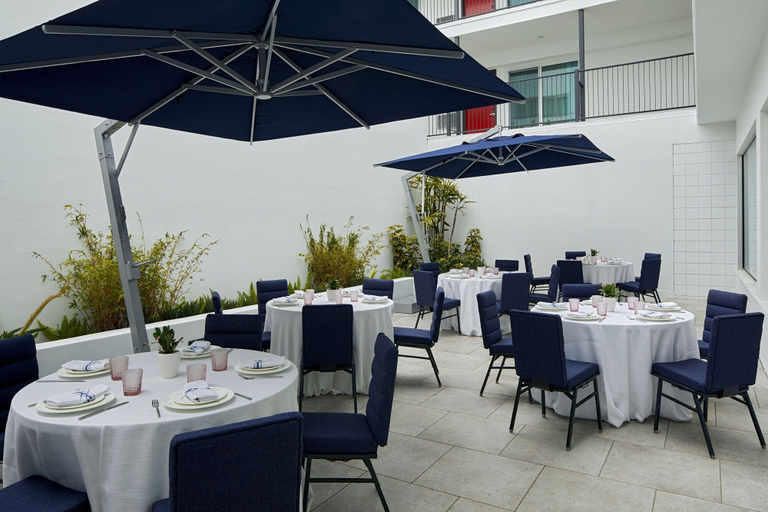 Food & Drinks 5, Courtyard by Marriott Santa Barbara Downtown, Santa Barbara