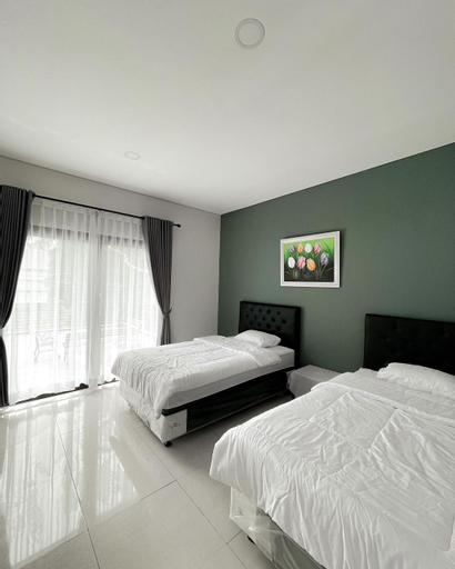Bedroom 8