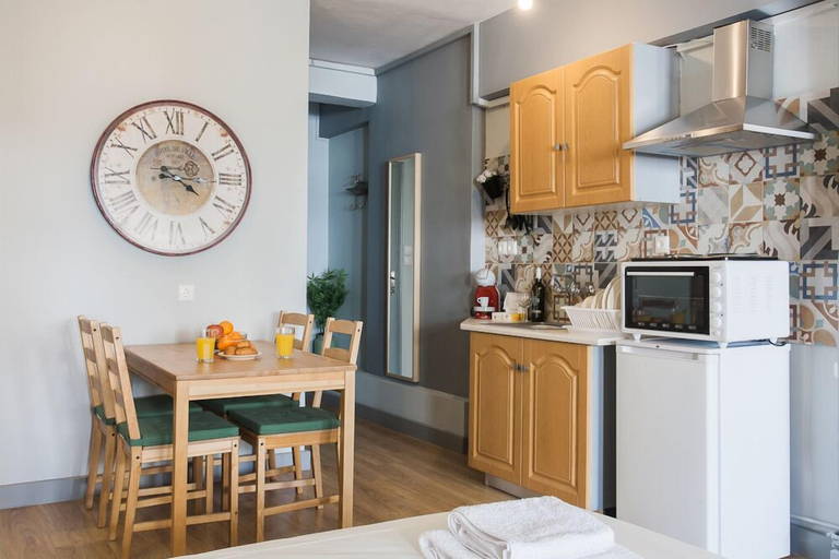 Others 5, toStay Athens, Attica