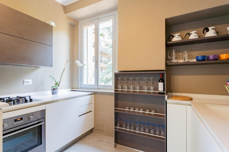 Others 3, Co-c520-vmon4b1 - The Perfect Get Away in Cernobbio, Como