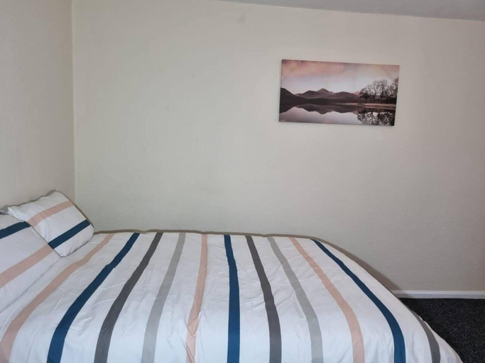 Bedroom 3, Nice Residential Within Easy Reach To Town, Manchester