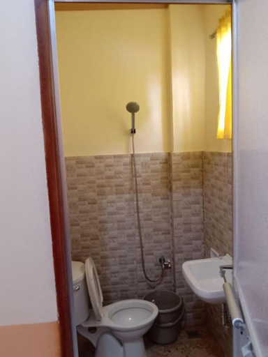 Bathroom 5, RedDoorz @ Solid Rock Guest House Dipaculao Aurora, Dipaculao
