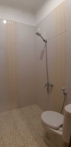Bathroom, Kirai House Pantai Madasari Beach Front View, Pangandaran