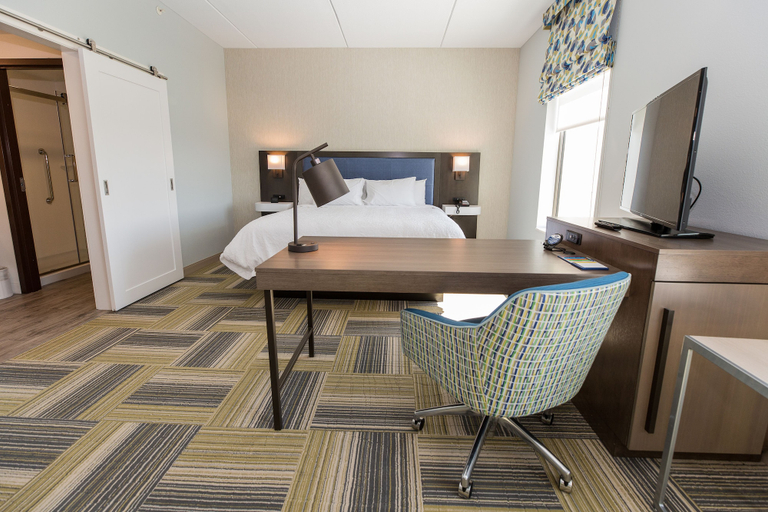 Others 5, Hampton Inn & Suites Syracuse North Airport Area, Onondaga