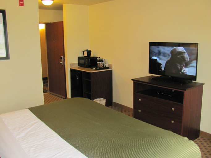 Bedroom 3, Cobblestone Inn & Suites - Ambridge, Beaver