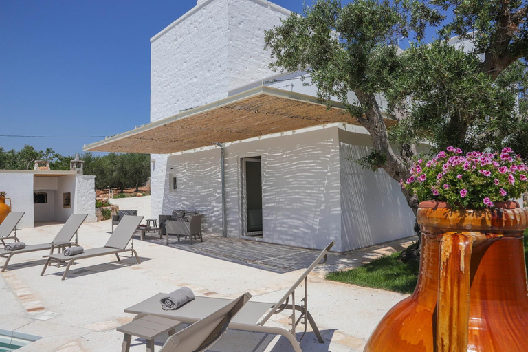 Exterior & Views 2, TD Casa Lul Panoramic Pool Over Mediterranean Scrub, Bari