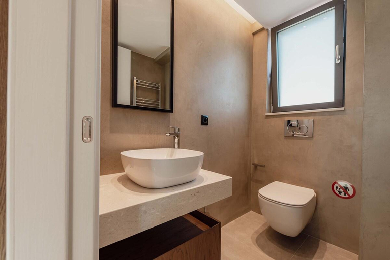 Bathroom 4, City Moments Penthouse I Close to everything, Crete