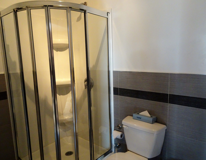 Bathroom 5, Hotel Quartier des Spectacles, Montréal