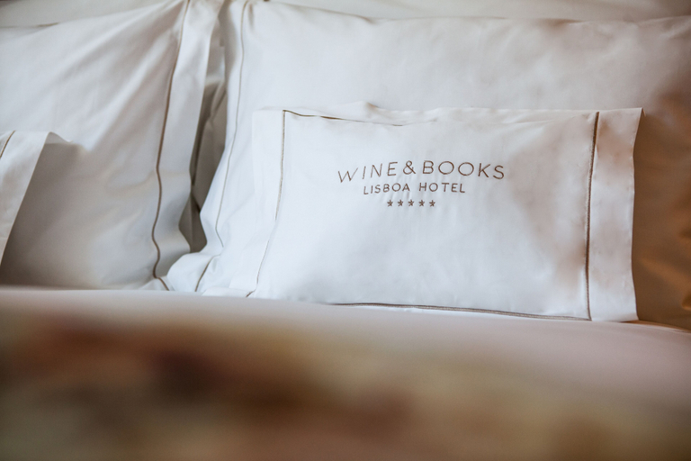 Bedroom 2, Wine & Books Lisboa Hotel, Lisbon