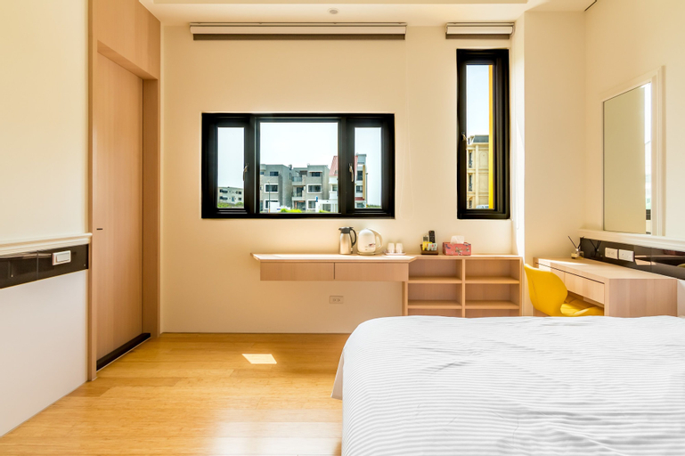 Bedroom 18