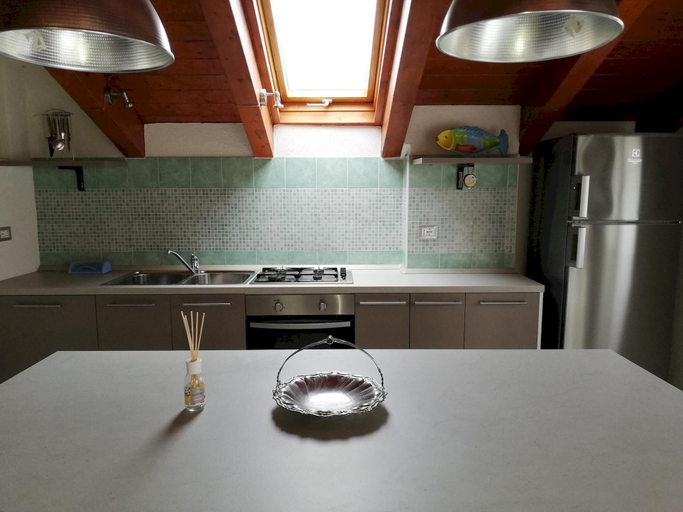 Others 3, San Lazzaro 81 Mansarda, Savona