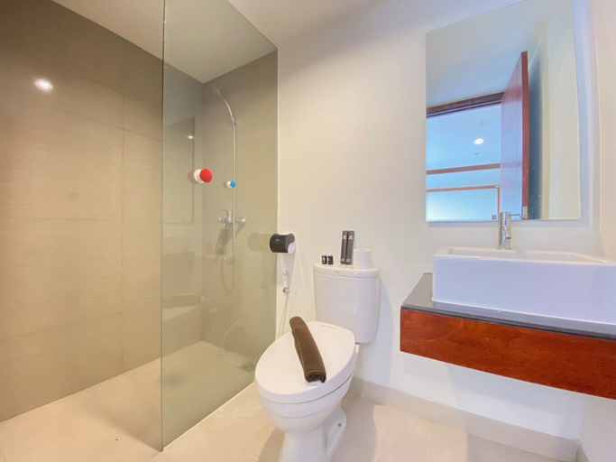 Bathroom 3, Spacious 2Br Apartment Tamansari Tera Residence, Bandung