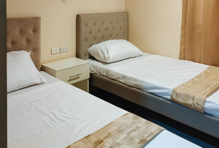 Bedroom 2, RedDoorz @ Benelio Suites Pavia Iloilo, Pavia