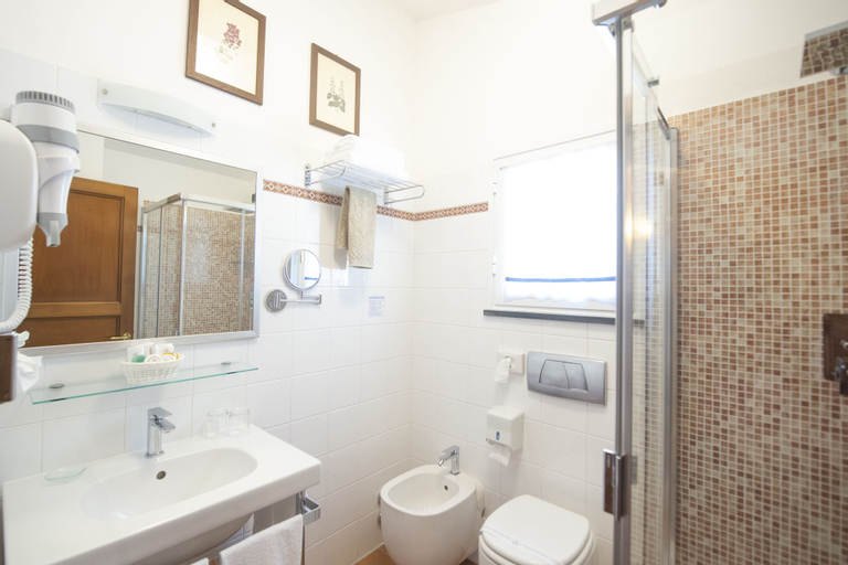 Bathroom 3