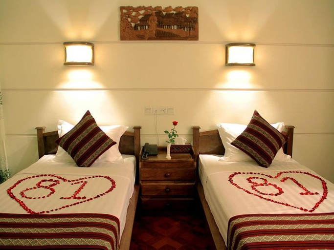 Bedroom 2, 81 Hotel Inlay, Taunggye