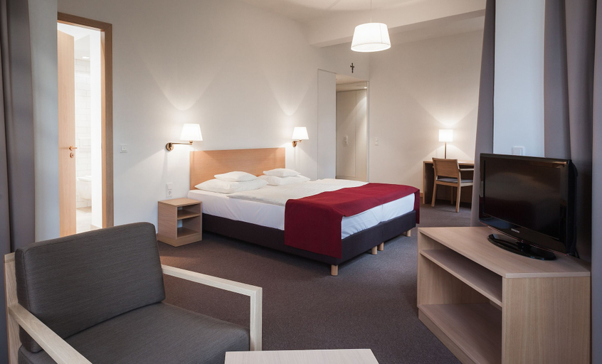 Bedroom 4, Kardinal Schulte Haus, Rheinisch-Bergischer Kreis