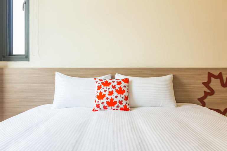 Bedroom 16