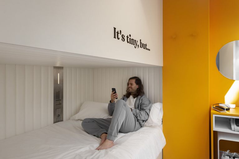 Bedroom 4, Coeo Pod Hostel Beatas, Málaga