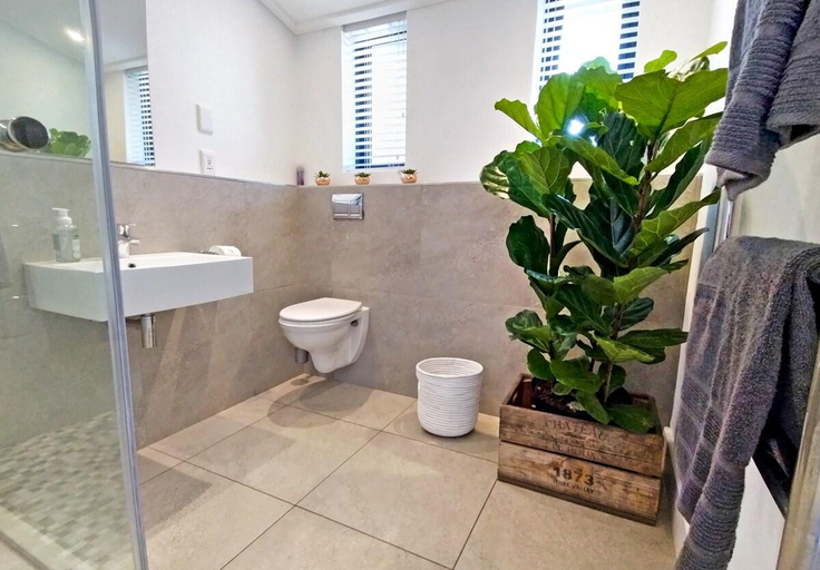 Bathroom 4, Cosy Studio Apartment, Hermanus Waterfront, Overberg