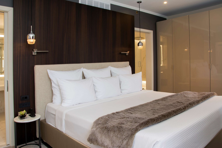 Bedroom 3, The Benson Portland, Curio Collection by Hilton, Multnomah