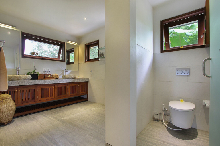 Bathroom 3